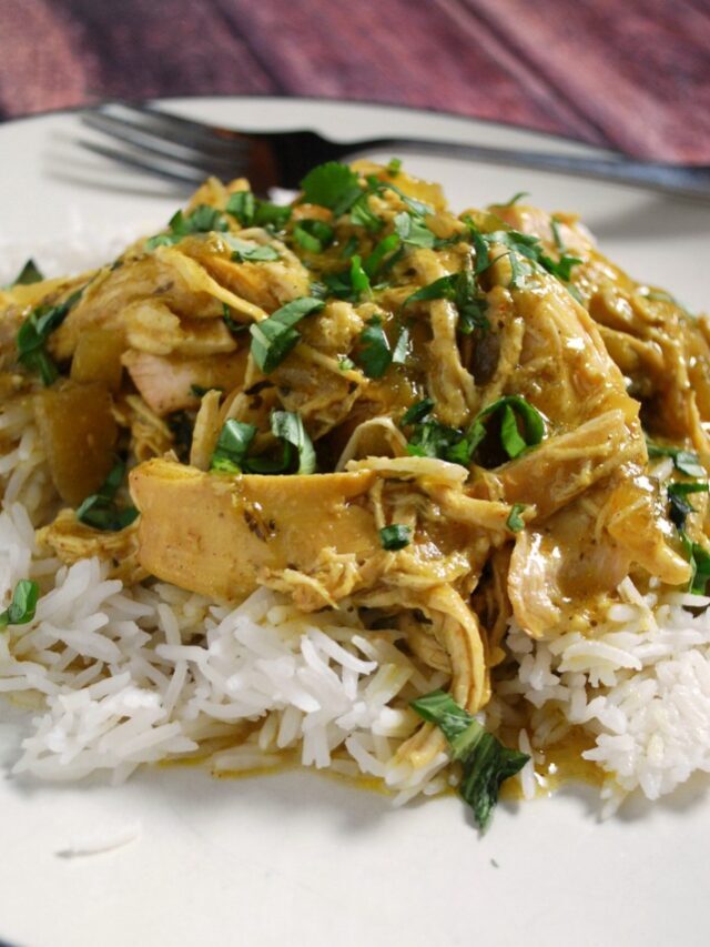 How to Make Slow Cooker Coconut Chicken with Basil