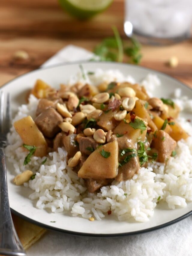 massaman-beef-and-potato-curry