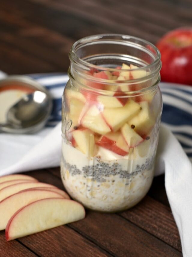 Delicious Apple Pie Overnight Oats - Easy and Hearty Breakfast Recipe ...