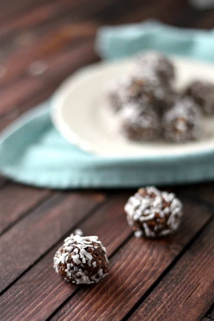 Swedish Chocolate Balls (Chokladbollar) An Easy No Bake Recipe