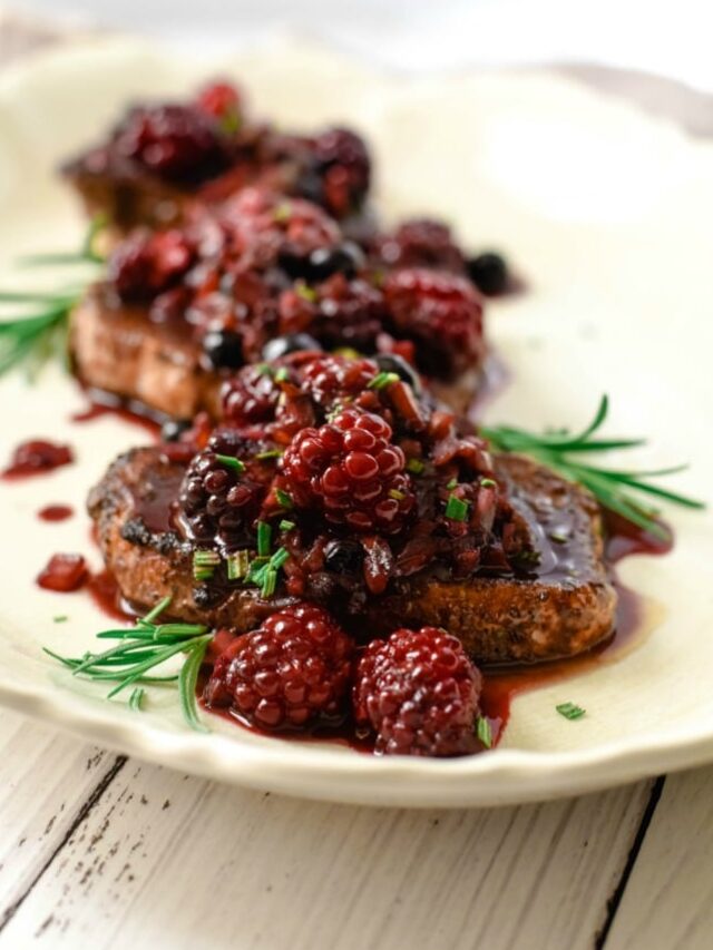 Cocoa-Spiced Pork Chops with Berry Compote: Flavorful Easter Dinner!