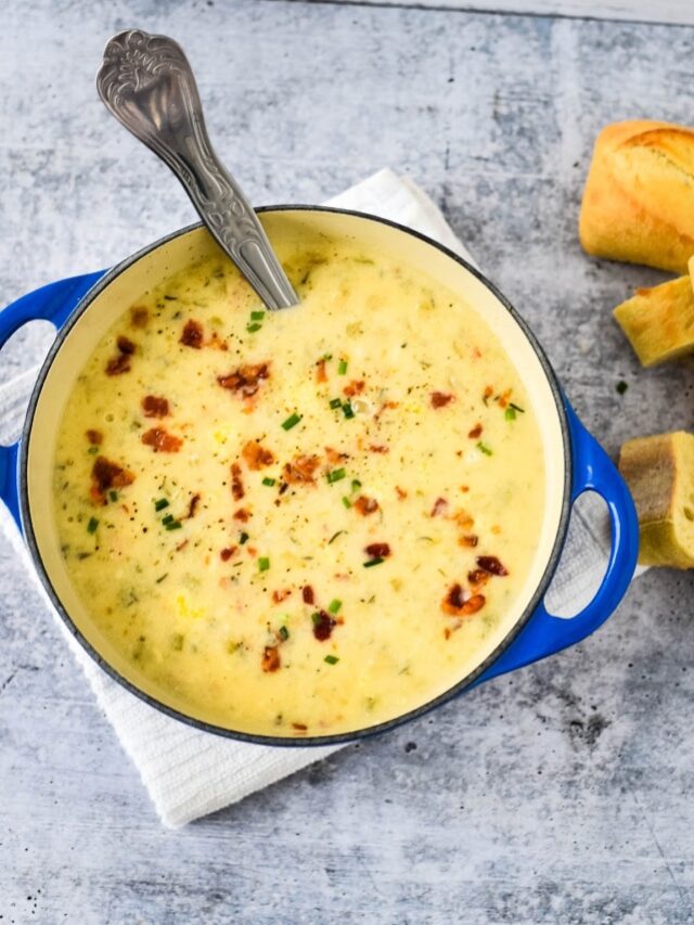 Easy Slow Cooker Irish Potato Soup: Family Comfort Favorite!