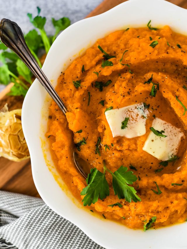 Roasted Garlic Mashed Sweet Potatoes: Flavorful Easter Side!