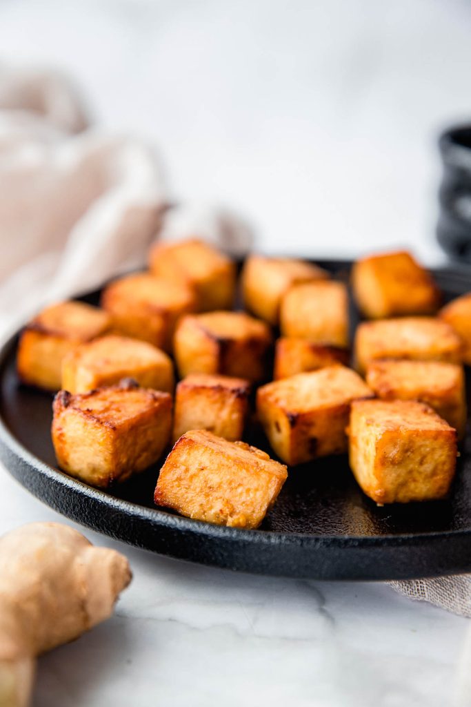 side view of platter with crispy tofu cubes