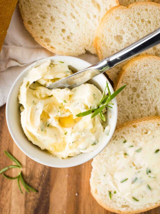 Delicious Rosemary Whipped Honey Butter Recipe for Flavorful Meals